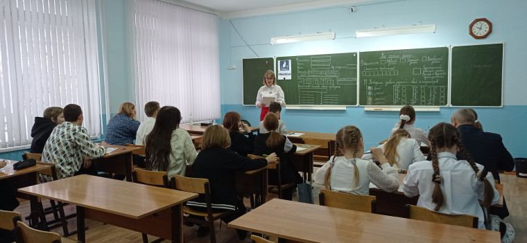 X Всероссийский образовательно-развлекательный флешмоб «Контрольная по математике для взрослых и не только «MathCat-2023» в МОУ «Гимназия №1» г. Балашова.